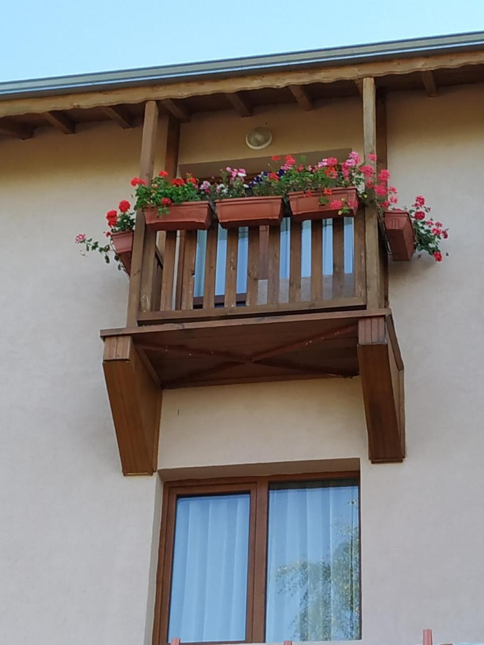 Family Hotel Panorama Chiflik Exterior photo